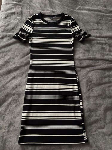 Gestreiftes basic kleid - h&m,